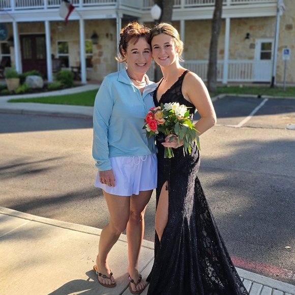 Meet your Posher, Rayanne - Picture 3 of 4